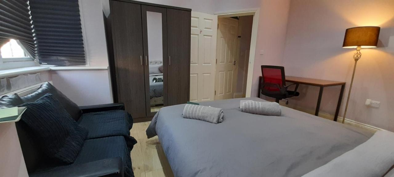 Comfy Fenia Stay Λονδίνο Εξωτερικό φωτογραφία