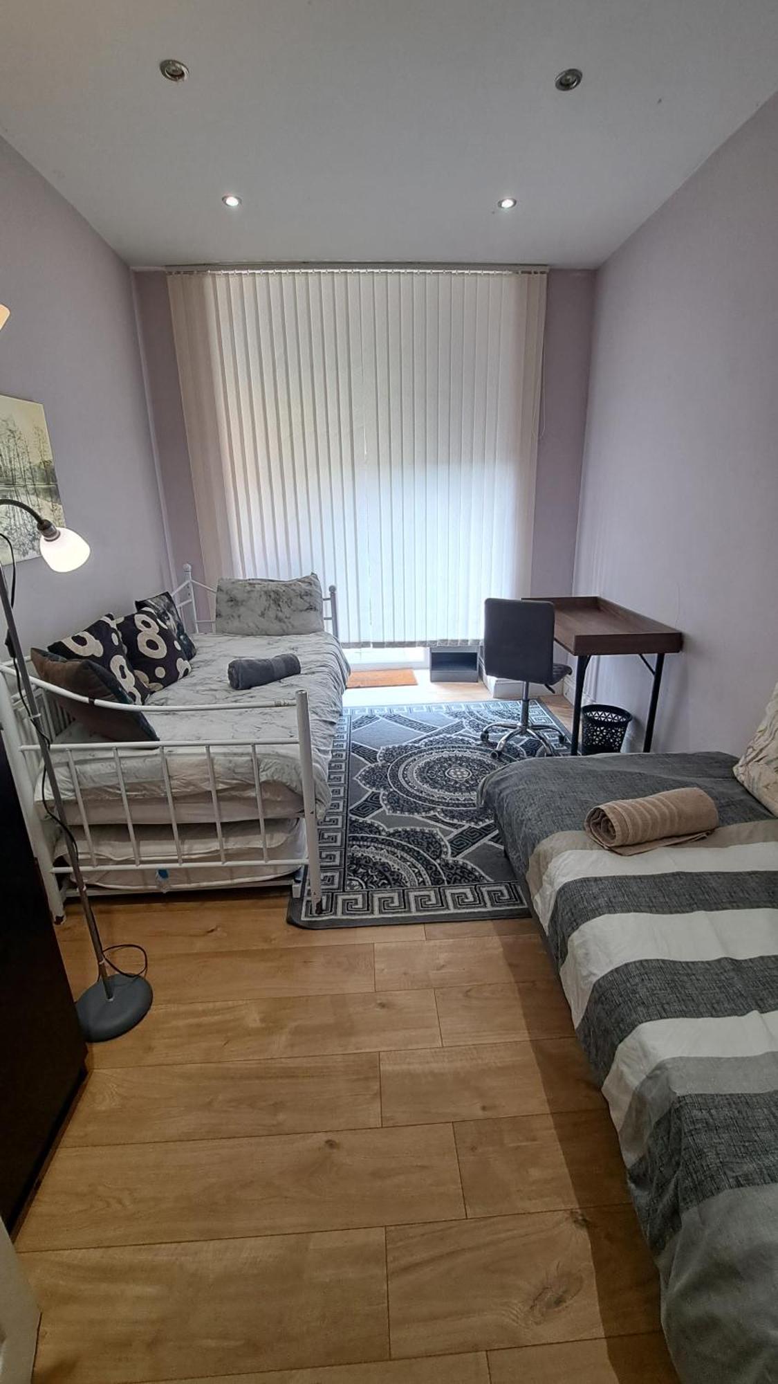 Comfy Fenia Stay Λονδίνο Εξωτερικό φωτογραφία