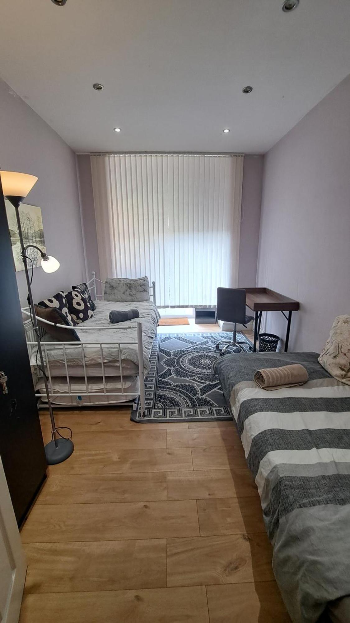 Comfy Fenia Stay Λονδίνο Εξωτερικό φωτογραφία